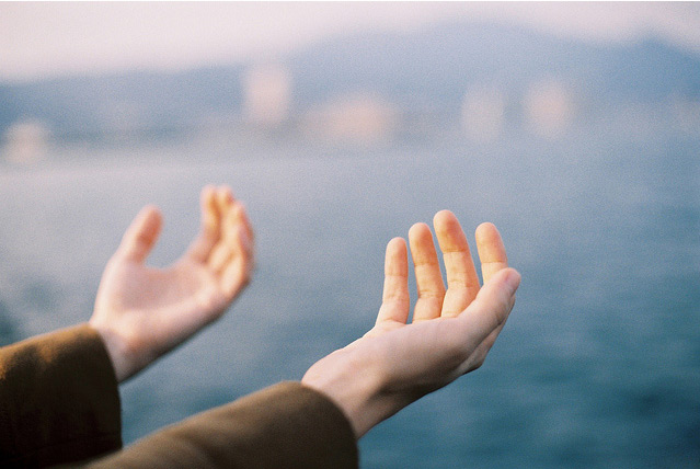 Palmistry 101: A Guide To Palm Reading For Enchanted Babes! Palmistry 101: A Guide To Palm Reading For Enchanted Babes!
